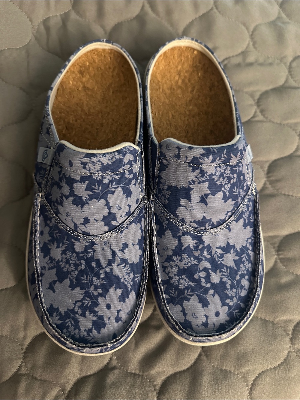 Floral Slip-On Canvas Shoes - Blue